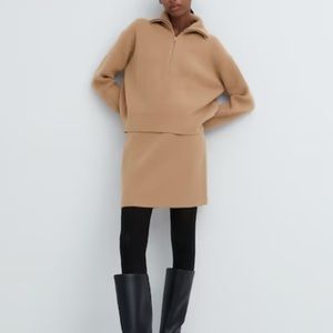 Uniqlo Premium Lambswool Mini Skirt